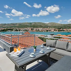  Appartamento & Zaja Croazia
